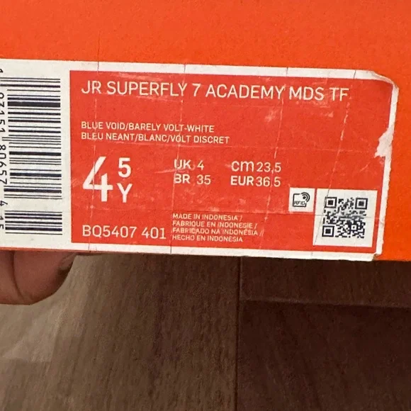 NIB Nike Kids Blue and Yellow Soccer Cleats - Picture 3 of 8